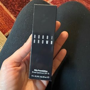 New Bobbi Brown SPF foundation is - Netural Honey 060